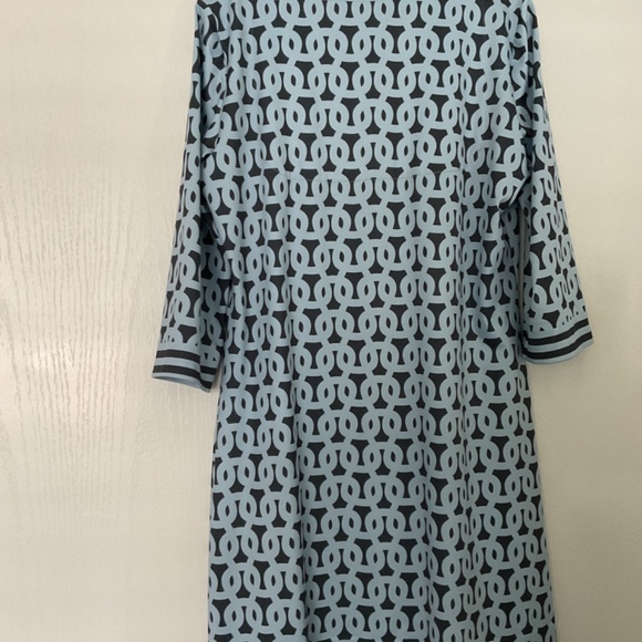 Gretchen Scott Split Neck Loop-De-Lu Dress - Picture 3 of 4